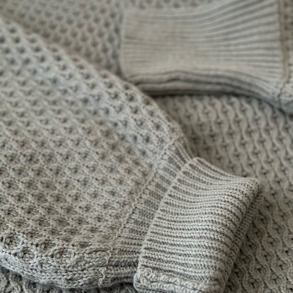 No Brand Gray Sweater Size XL - Picture 9 of 9